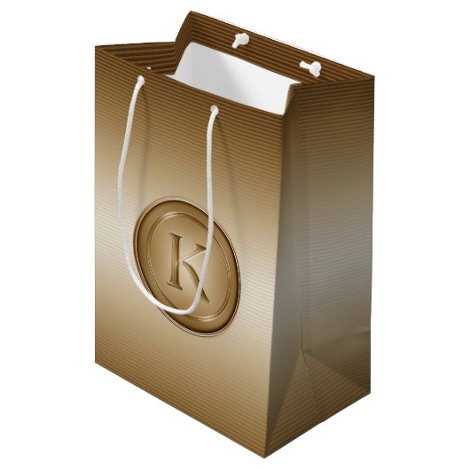 Monogram "Letter K" Medium Cadeauzakje (Voorkant Gekanteld)