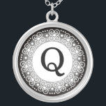 Monogram Letter Q Verwerend Ketting<br><div class="desc">Show je trots in je initialen met een monogram briefje. De initiaal zilveren hanger maakt ook een gedenkwaardig geschenk voor elke speciale gelegenheid voor de belangrijke mensen van je leven.</div>