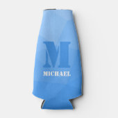 Monogram lichtblauw geometrisch maaspatroon flesjeskoeler (Voorkant)