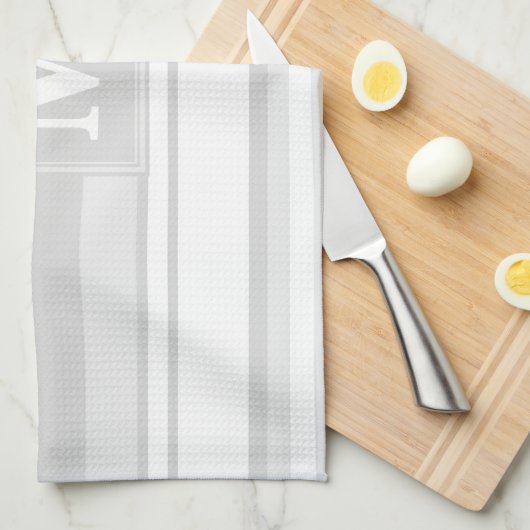 Monogram lichtgrijze strepen theedoek (Quarter Fold)