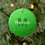 Monogram lichtgroen geometrisch maaspatroon keramisch ornament<br><div class="desc">Lichtgroene ombre geometrisch maaspatroon Monogram Keramische kerstboom Ornament. Monogram Personaliseer met uw aangepaste initiaal en naam. Driehoek geometrisch gaas met licht donkergroen ombre gradiënt modern design.</div>