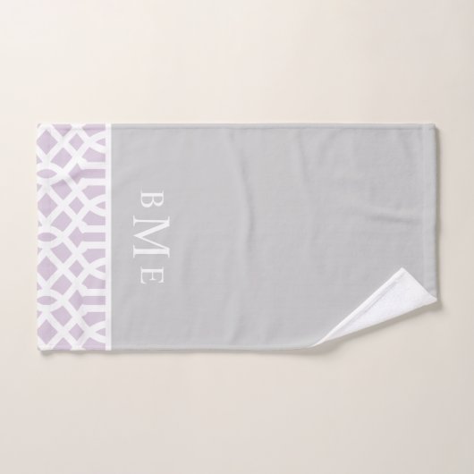 Monogram lila en grijs Trellis | bewerkbare kleure Bad Handdoek (Handdoek)