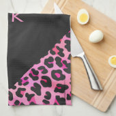 Monogram luipaard zwart-wit en warmroze afdrukken theedoek (Quarter Fold)