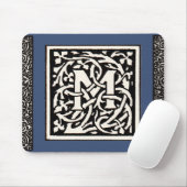 Monogram M Art Nouveau Letter Muismat (Met muis)