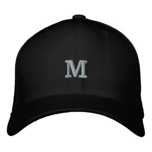 Monogram M Initiaal Letter Flexfit Wol Geborduurde Pet