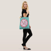 Monogram M Letter met Peony Flower Afbeelding Canv Tote Bag (Op model)