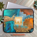 Monogram marmer waterverf goudturquoise sinaasappe laptop sleeve<br><div class="desc">Een sparkly, faux gouden folie vierkant met een initiaal van de manuscripttypografie bedekt een rijke, goudgroen, turquoise blauw, en gele oranje achtergrond van de waterverf op deze elegante, trendy, girale, monogramme neopreenlaptophoes. Maakt elke keer dat je het gebruikt een leuke en stijlvolle uitspraak. Deze laptophoes bestaat uit drie formaten: 15,...</div>