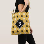 Monogram Matig Floral Abstract Patroongeel Tote Bag (Dichtbij)