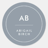 Monogram Matig Minimale Dusky Blauw Grijs Ronde Sticker (Voorkant)