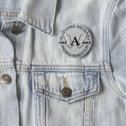 Monogram | Memorial | Angel Wings Ronde Button 5,7 Cm (In situ)