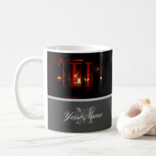  monogram met gouden kerstlichten koffiemok