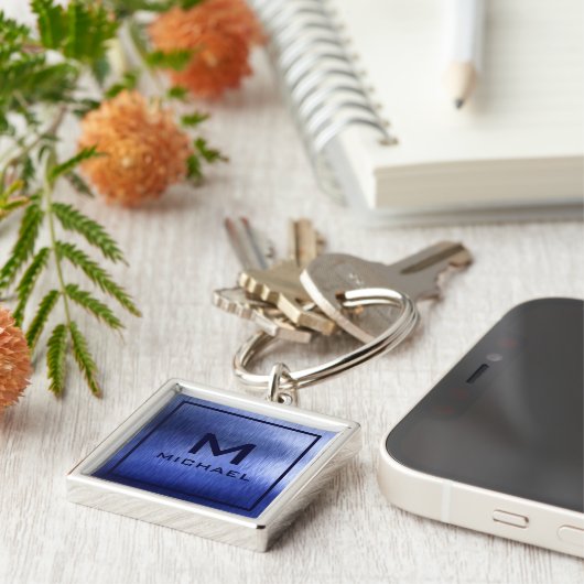 Monogram Metallic Blue getextureerde gepersonalise Sleutelhanger (Zijkant)