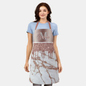 Monogram Metallic Roos Goud Marmer & Glitter Drips Schort (Gedragen)