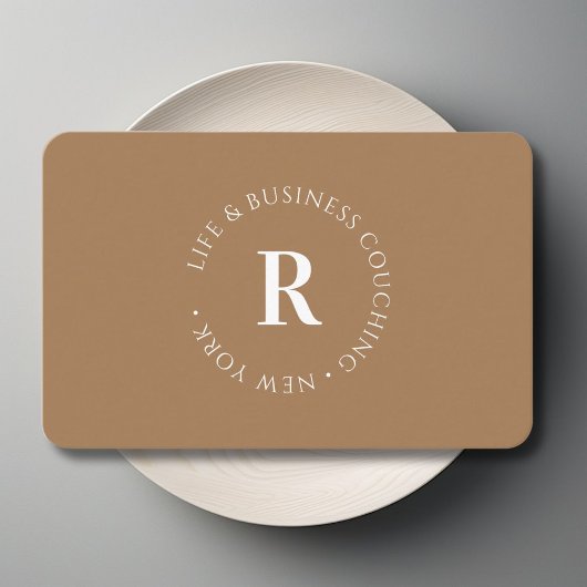 Monogram, minimaal bruin visitekaartje