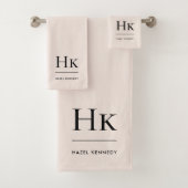 Monogram Minimaal Elegant Blush Roze Stijlvol Eenv Bad Handdoek (Insitu)