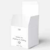 Monogram Minimalistisch Zwart-wit Heart Weddenscha Bedankdoosjes (Geopend)