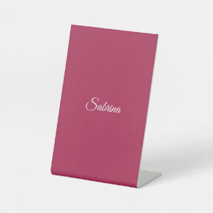 Monogram minimalistische kersroze roze reclamebord met voetstuk