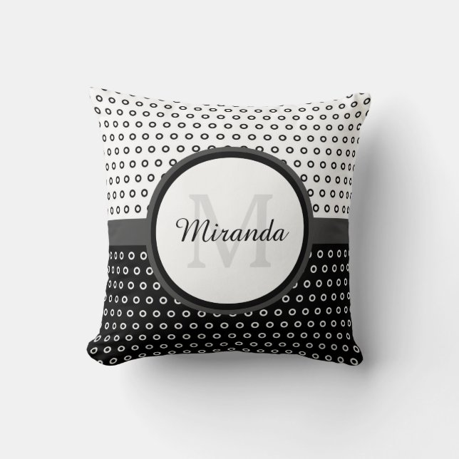 Monogram Mod Black en White Polka Dots met naam Kussen (Voorkant)