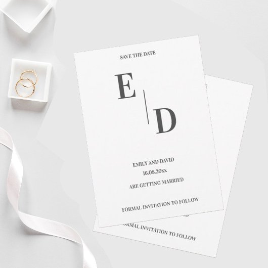 Monogram Modern Black White Wedding Save the Date Aankondiging