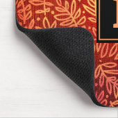 Monogram modern bladpatroon oranje goud muismat (Hoek)