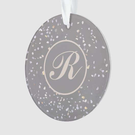 Monogram Modern Grijs Terrazzo Ornament (voorkant)