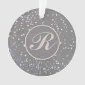 Monogram Modern Grijs Terrazzo Ornament (voorkant)