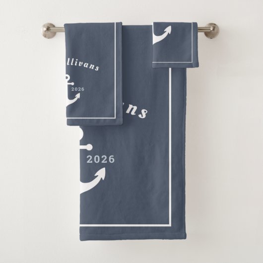 Monogram Modern Kustanker Denim Blauwe Witte Bad Handdoek (Insitu)