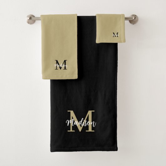 Monogram Modern Tan Sand and Black Bad Handdoek (Insitu)