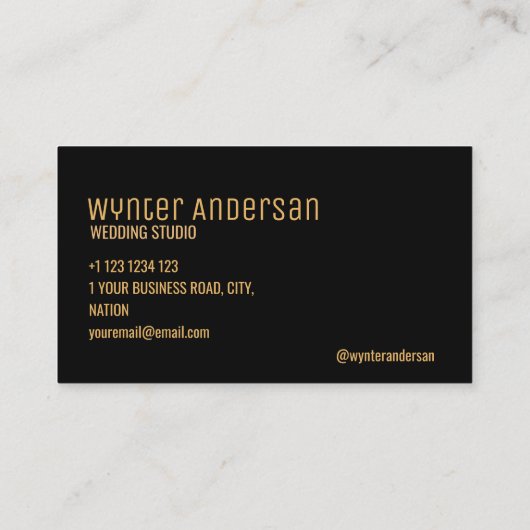 Monogram Modern Zwart Goud Chique Minimaal Aangepa Visitekaartje (Achterkant)