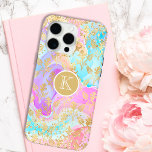 Monogram moderne Abstracte glitter gepersonaliseer iPhone 15 Pro Max Hoesje<br><div class="desc">Monogram Modern Abstract Glitter Gepersonaliseerde iPhone 15 Pro Max Hoesjes telefoonhoesje heeft een kleurrijke abstracte achtergrond in roze, paarse, rode en blauwe kleuren met een gouden bloemenpatroon en geaccentueerd met faux gold glitter en gepersonaliseerd met uw aangepaste monogram in het midden. Perfect cadeau voor haar voor Kerstmis, verjaardag, Moederdag en...</div>