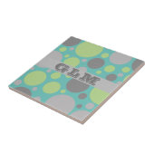 Monogram moderne grijze en groene belletjes tegeltje (Zijkant)