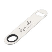 Monogram Moderne Stijlvolle Eenvoudige Handtekenin Speed Flessenopener (Voorkant Gekanteld)