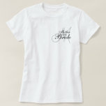Monogram Moeder van de bruid bruiloft T-Shirt<br><div class="desc">Monogram Moeder van de bruid bruiloft T-Shirt. Aanpassen met uw monogram Initiaal,  kleur keuzes en voeg extra tekst als u wilt. door Elke Clarke 2011</div>