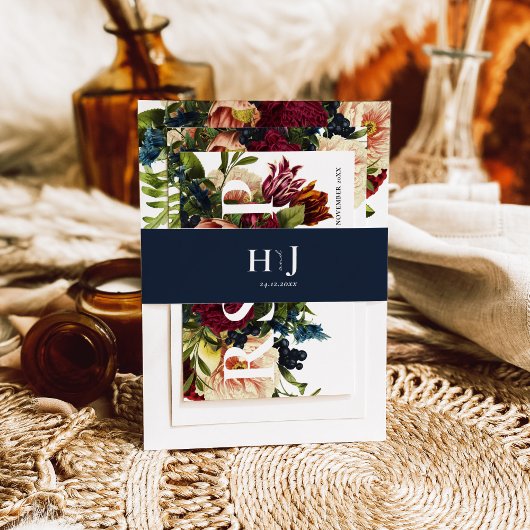 Monogram Moody Bourgogne Marine Blauw Bruiloft Uitnodigingen Wikkel