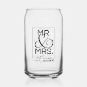 Monogram Mr. & Mrs Familienaam Pas getrouwd Koppel Blikvorm Glas (Voorkant)