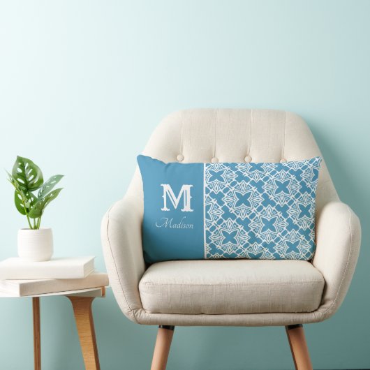 Monogram Naam Blauwgroen en Witte Lumbar Pillow Kussen (Stoel)