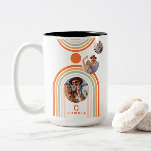 Monogram naam Boho Arch Multi Photo Trendy Girly Tweekleurige Koffiemok (Met donut)