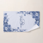 Monogram Naam Gift Floral Blue Elegant Rustic Handdoek (Handdoek)