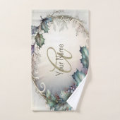 Monogram Naam Groene Paarse Bladeren Rustic Elegan Bad Handdoek (Handdoek)
