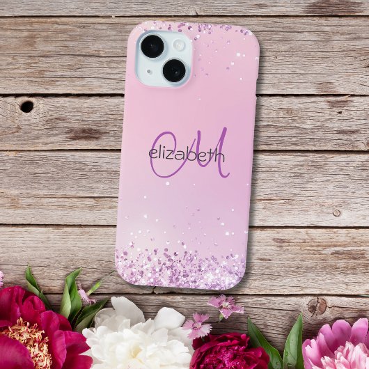 Monogram naam initialen roze paarse glitters iPhone 15 case