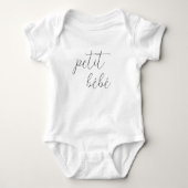 Monogram naam Little Baby Petit Bébé Text Romper (Voorkant)
