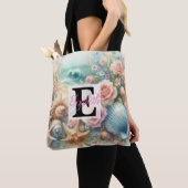 Monogram naam op waterverf Bloemen zee schelpen Tote Bag (Dichtbij)