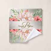 Monogram Naam Peach Sinaasappel Floral Leaves Rust Bad Handdoek (Wasdoekje)