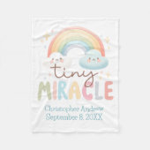 Monogram Naam Regenboog Geboorte Statistieken Jong Fleece Deken (Voorkant)