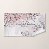 Monogram Naam Roze Witte Bloemen Waterverf Zilver Bad Handdoek (Handdoek)