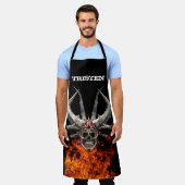 Monogram naam schedel vlammend vuur schort (Gedragen)