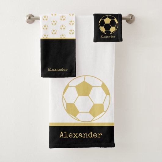 Monogram naam Soccer Football Gold Black en White Bad Handdoek (Insitu)