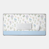 Monogram Naam Wilde Bloem Blauwe Lavendel Boho Bureaumat (Keyboard & Muis)