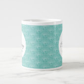 Monogram Naam Witte Zee Shell Pattern Beach House Grote Koffiekop (Voorkant)