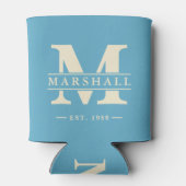 Monogram & naamoverlay Aqua Sky Blikjeskoeler (Achterkant)